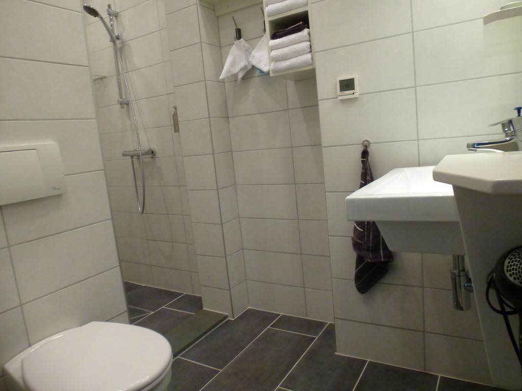 Bed and Breakfast Achter De Beukenboom Роден Номер фото